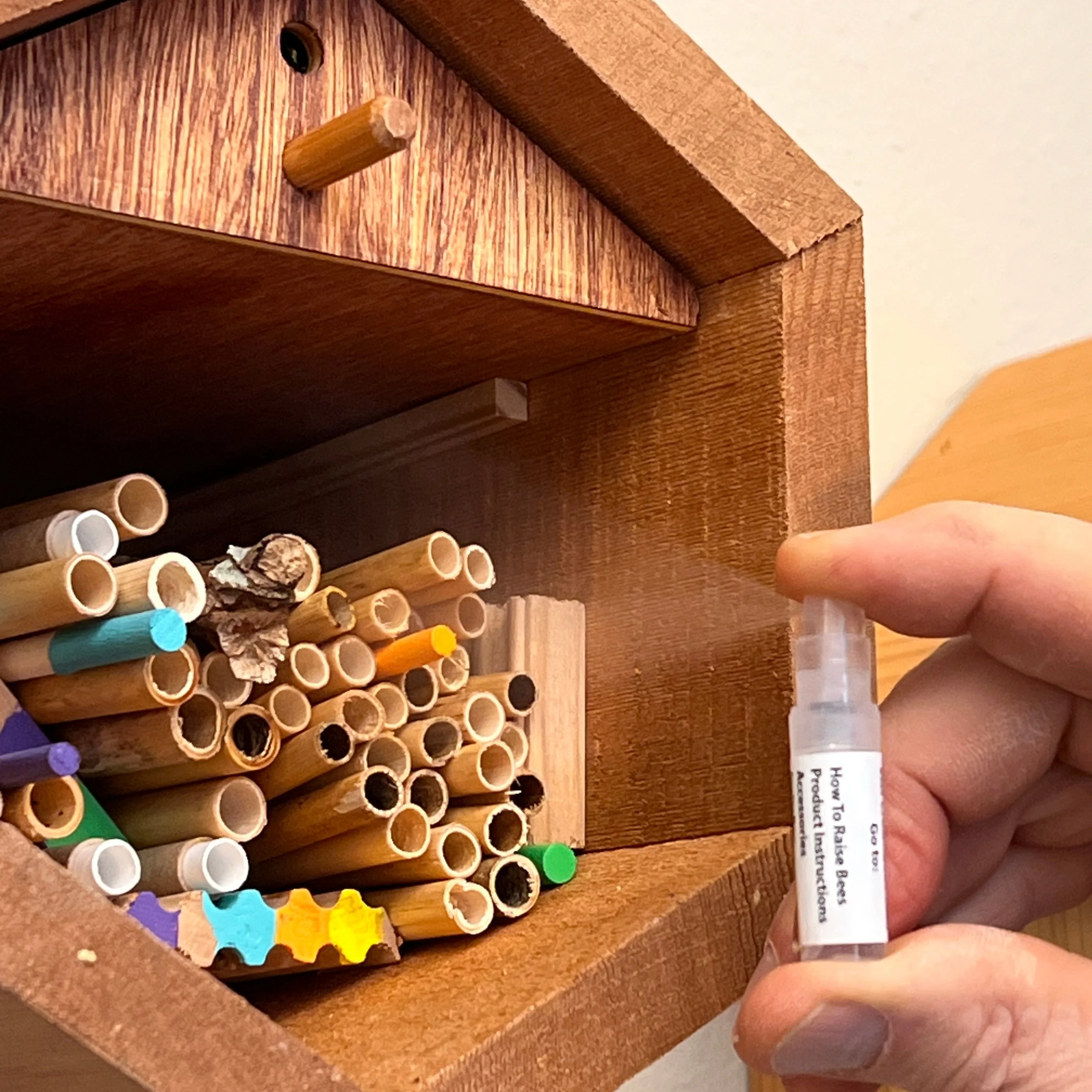 InvitaBee Mason Bee Attractant - Image 4