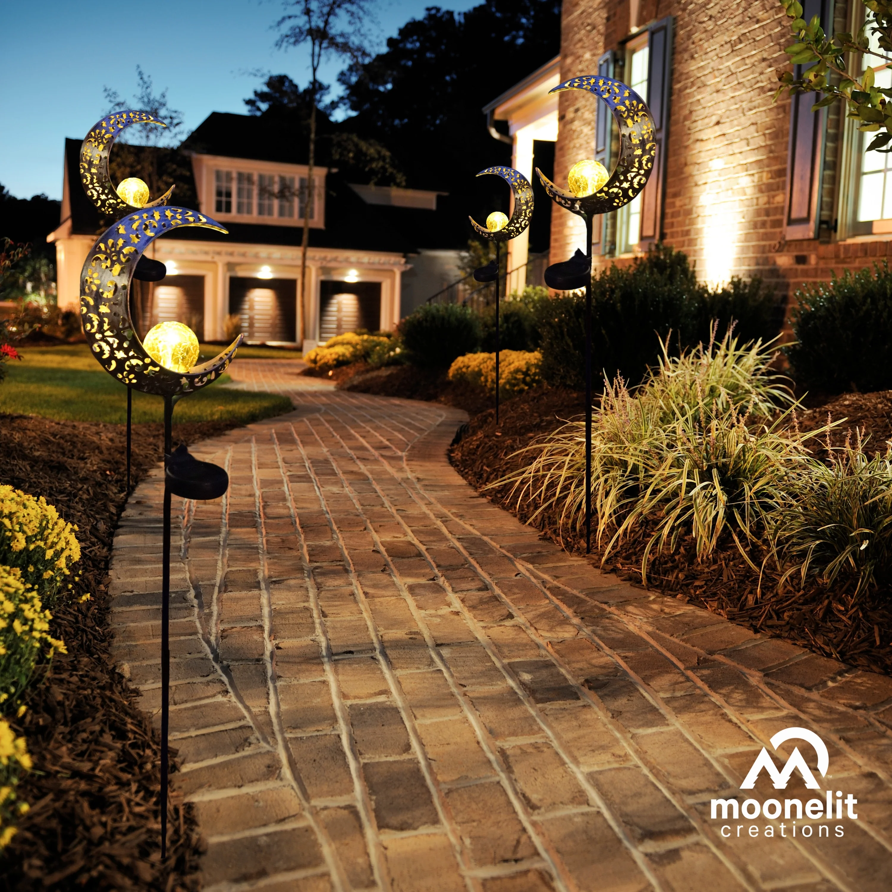 Solar LED Crescent Moon Garden Light - Image 8