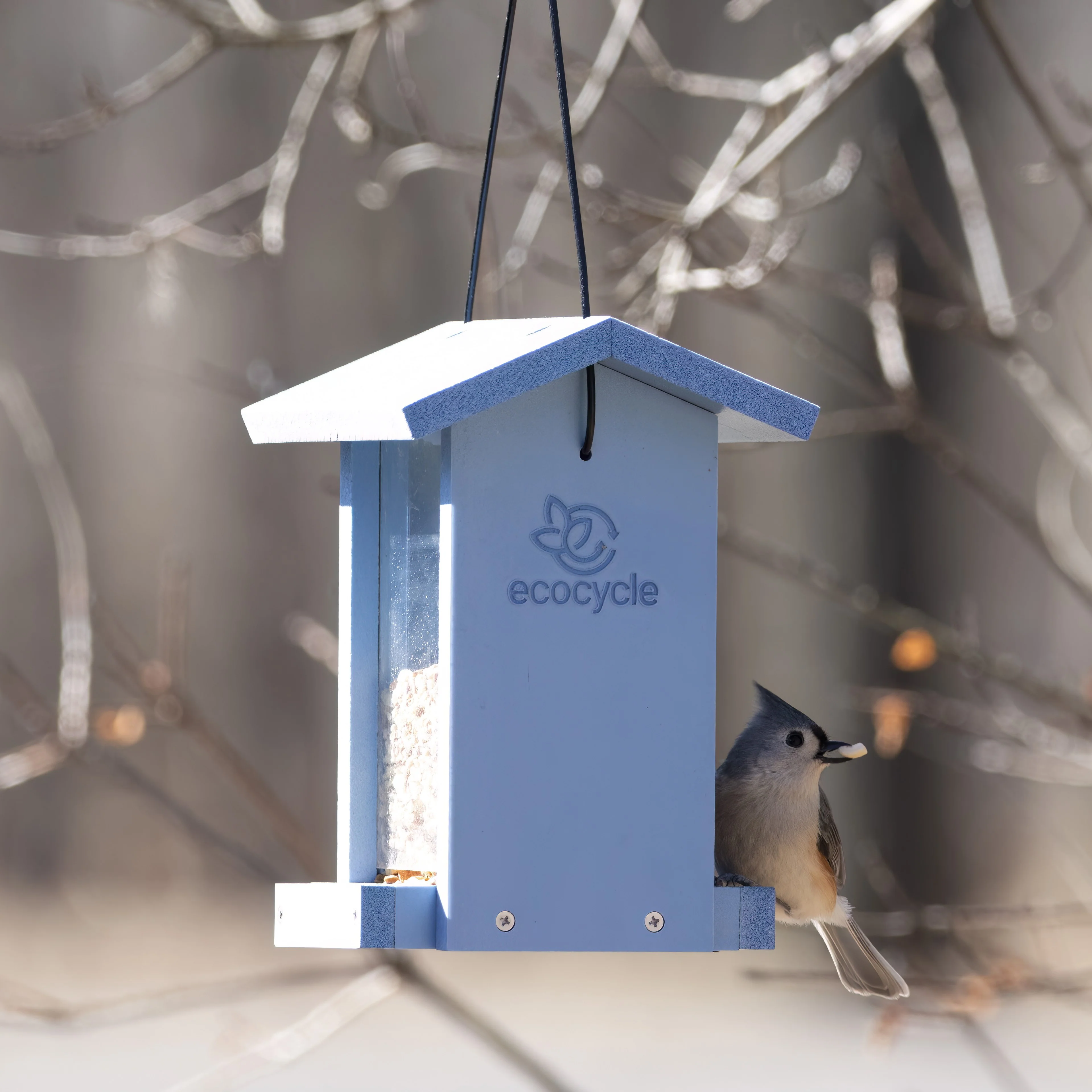 Tasty Tidbit Recycled Plastic Bird Feeder - Image 8